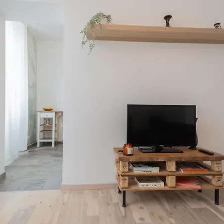 Old Court Hideaway By Rent Διαμέρισμα