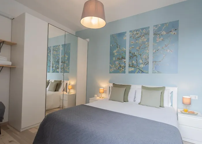 Apartment Old Court Hideaway By Rent Como