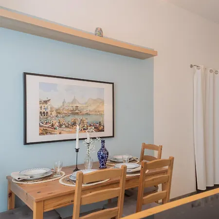 Old Court Hideaway By Rent *