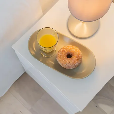 Old Court Hideaway By Rent Apartment *