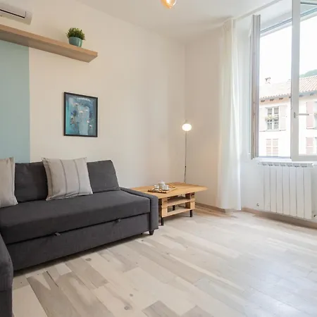 Old Court Hideaway By Rent * Como