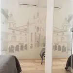 Old Court Hideaway By Rent Комо