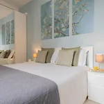Апартаменты Old Court Hideaway By Rent